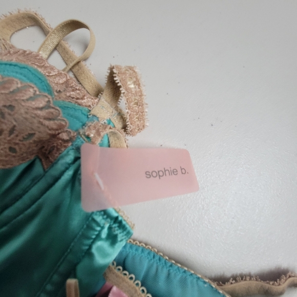 Sophie b NWT satin Lace Bustier Corset And Matching Panty Set. - Picture 12 of 13